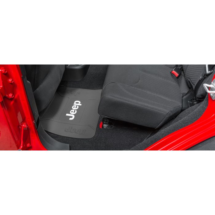 Plasticolor  Jeep Logo Elite Series Rear Utility Mat 