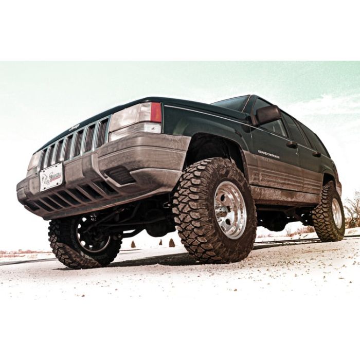 Rough Country  3.5in Suspension Lift Kit for 93-98 Jeep Grand Cherokee ZJ