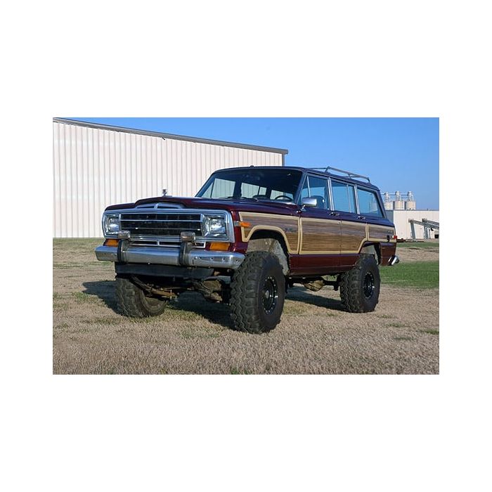 Rough Country  3in Suspension Lift Kit for 74-90 Jeep J-Series Pickup & Full-Size SJ