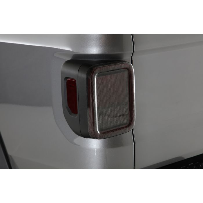 GT TAIL COVER CARB FIB 20-20 JT W/O LED