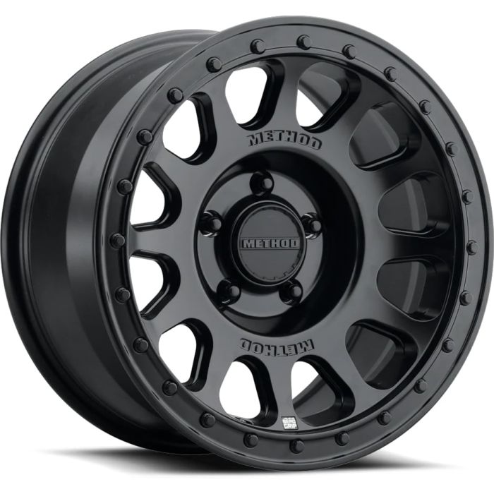 MR709 HD Bead Grip, 18x9, 5x5, 71.5mm Centerbore, Matte Black JL/JT