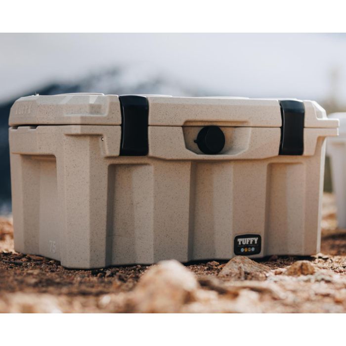 Tuffy  75 Locking Dry-Box 