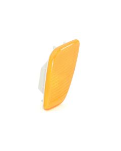 OMIX  Side Marker Lens in Amber for 97-06 Jeep Wrangler TJ & Unlimited